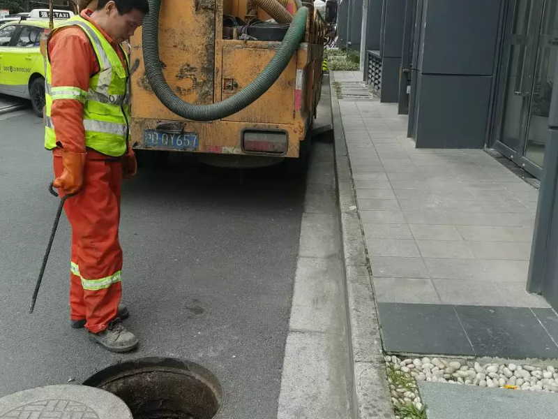 广州天河区专业疏通马桶、维修下水管